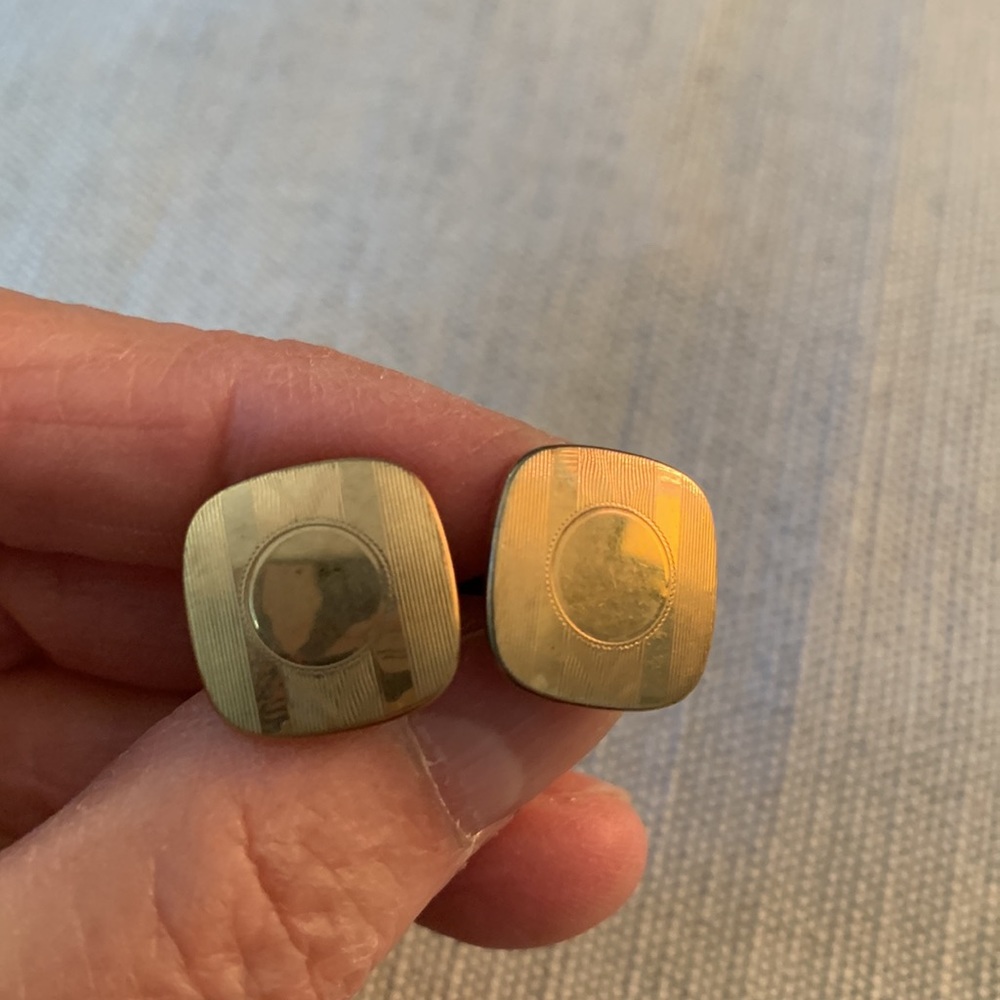 Vintage Men’s retro design correct quality cuff links!